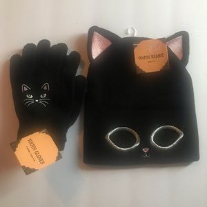 Cat Beanie and Gloves Youth size 7-14